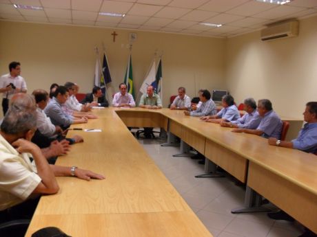 Zanatta apresenta planos de trabalho à Câmara de Dirigentes Lojistas de Cuiabá