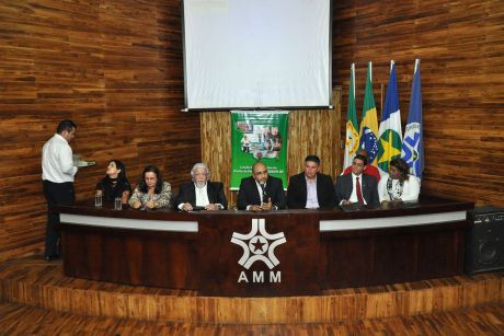 Capacitação de conselheiros de Defesa dos Direitos da Pessoa Idosa acontece até sexta-feira (22.06) em Cuiabá.