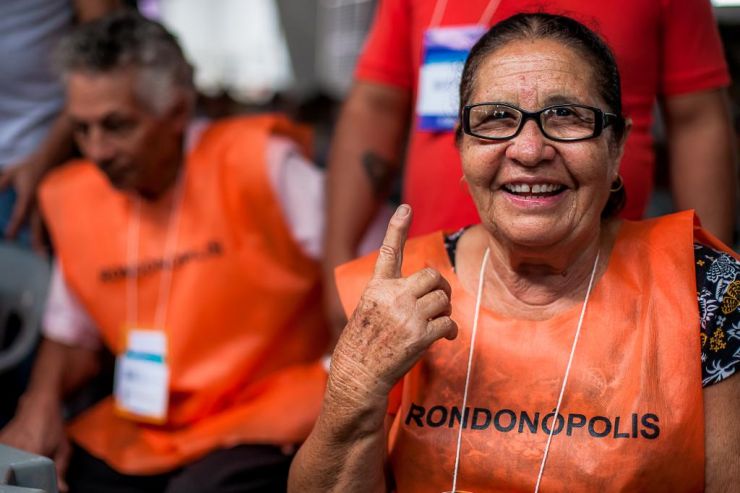Mais de 3,7 mil pessoas já passaram por consulta oftalmológica em Rondonópolis