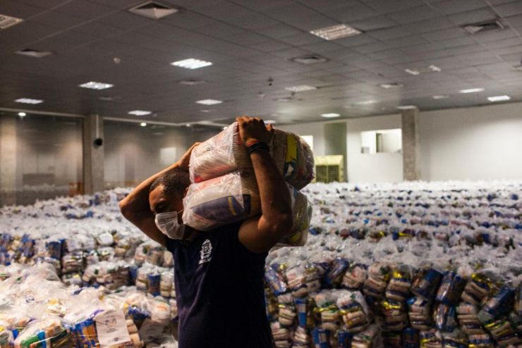Seplag e Setasc viabilizam junto ao TRT e MPT doação de quatro mil cestas básicas