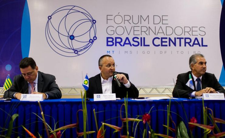 Taques participa do 4º Fórum dos Governadores do Brasil Central em MS