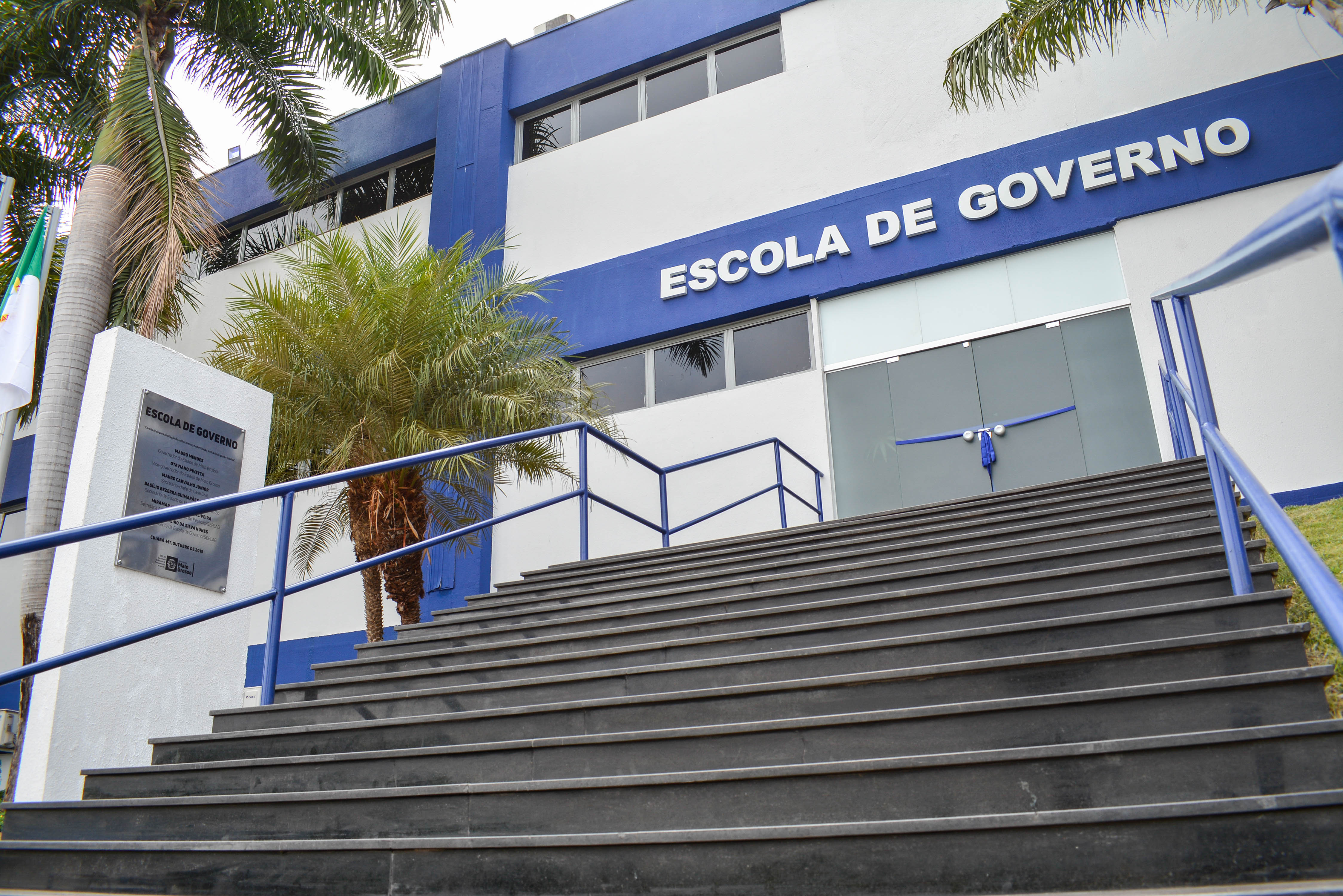 Escola de Governo abre 300 vagas para o curso online 
