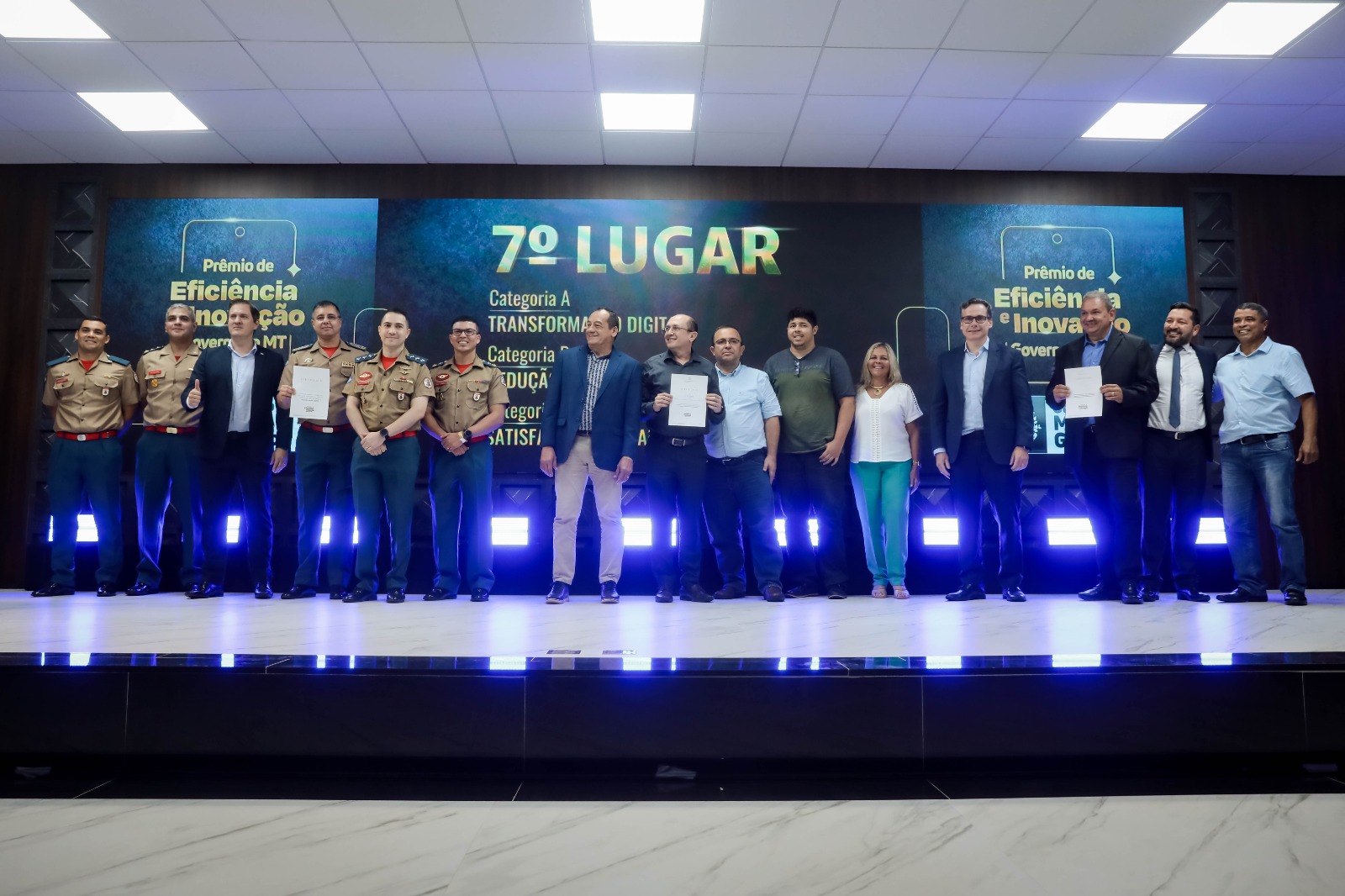 Servidores da Seplag recebem prêmio por implantação de metodologia para avaliação de bens imóveis públicos