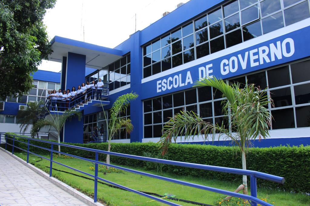 Escola de Governo está com inscrições abertas para duas capacitações