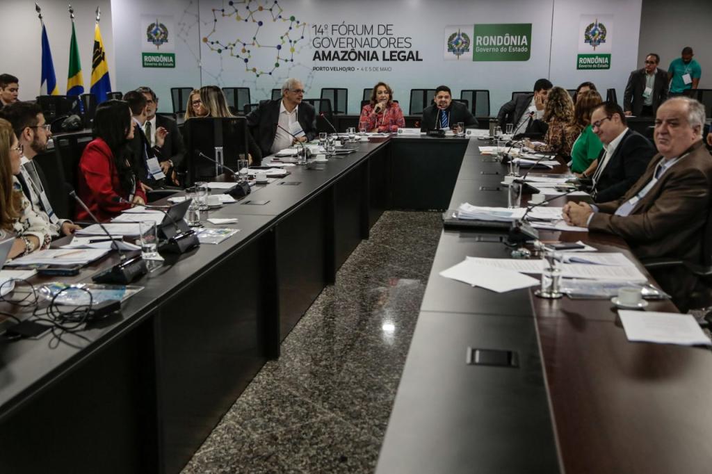 Mato Grosso debate em Fórum de Governadores a criação do Consórcio da Amazônia Legal