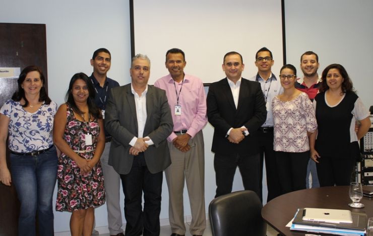 Julio Modesto se reúne com equipe de aquisições e reafirma transparência