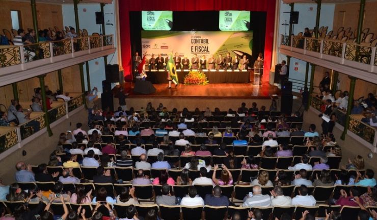 Escola de Governo promove cursos nas áreas Contábil e Fiscal